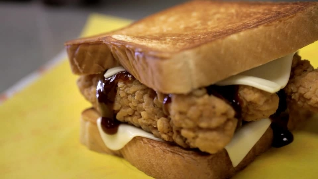 Texas Chicken Melt Price, Calories, Nutrition & Complete Waffle House Updated Guide 2026